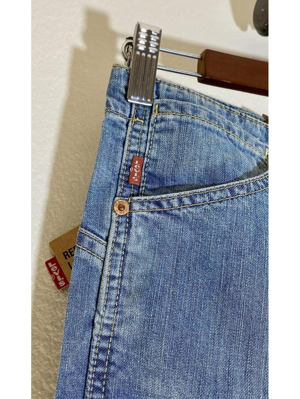 NWT Levis Red Tab 565 Straight Jeans Low Rise Women 28x34 - Picture 4 of 9